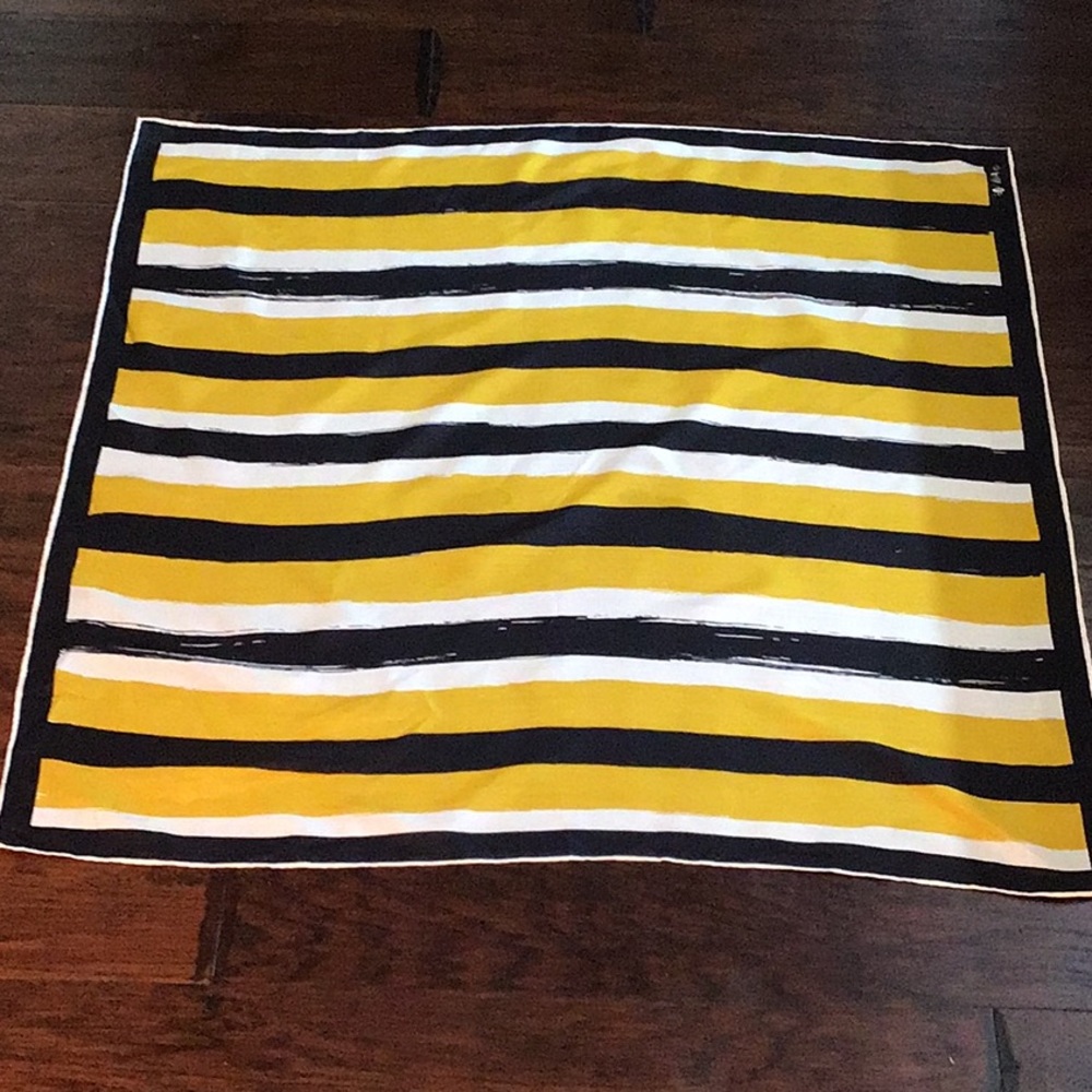 Unisa Silk Scarf Hand Rolled in Japan